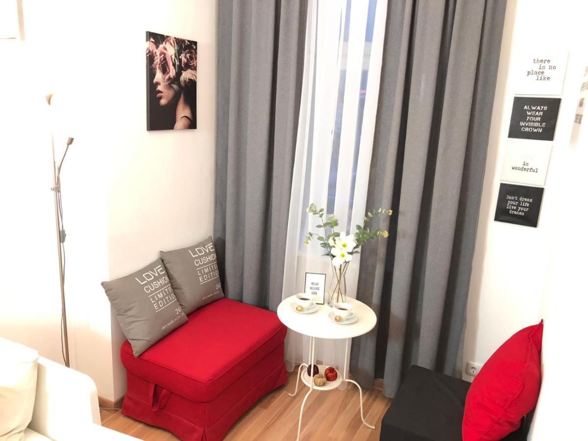 Apartament "Be My Guest" Near Metro Station! Wiedeń Zewnętrze zdjęcie