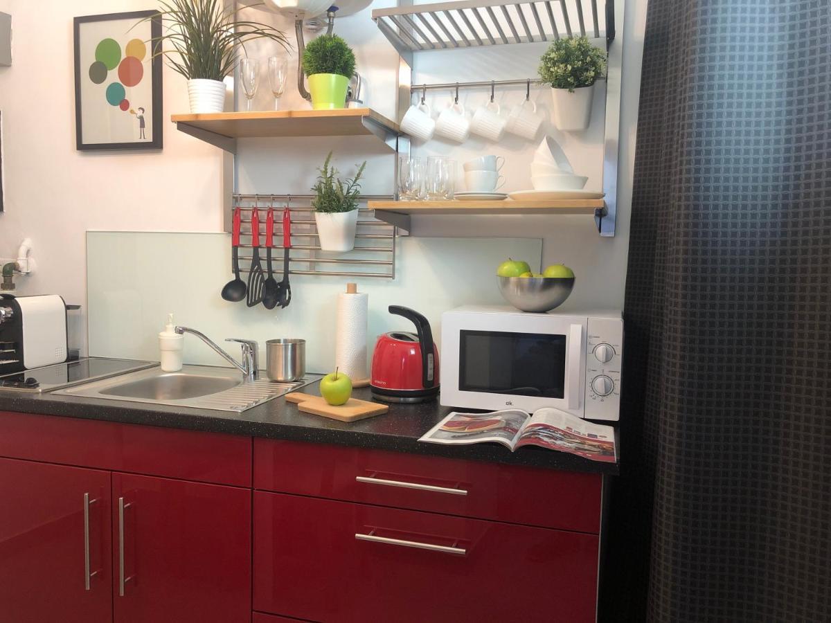 Apartament "Be My Guest" Near Metro Station! Wiedeń Zewnętrze zdjęcie
