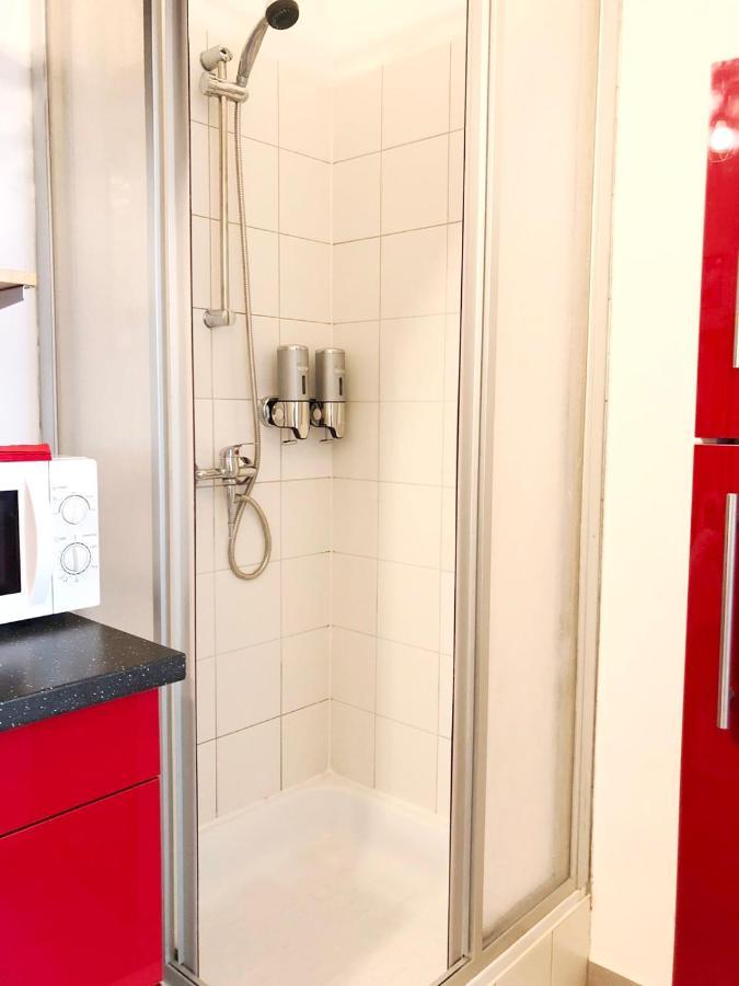 Apartament "Be My Guest" Near Metro Station! Wiedeń Zewnętrze zdjęcie
